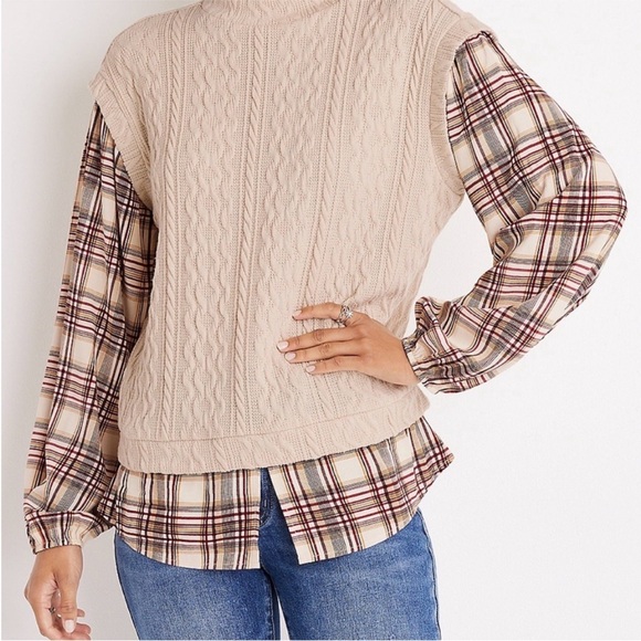 Maurices Sweaters - Maurices Beige Cable Knit Sweater Vest size XL